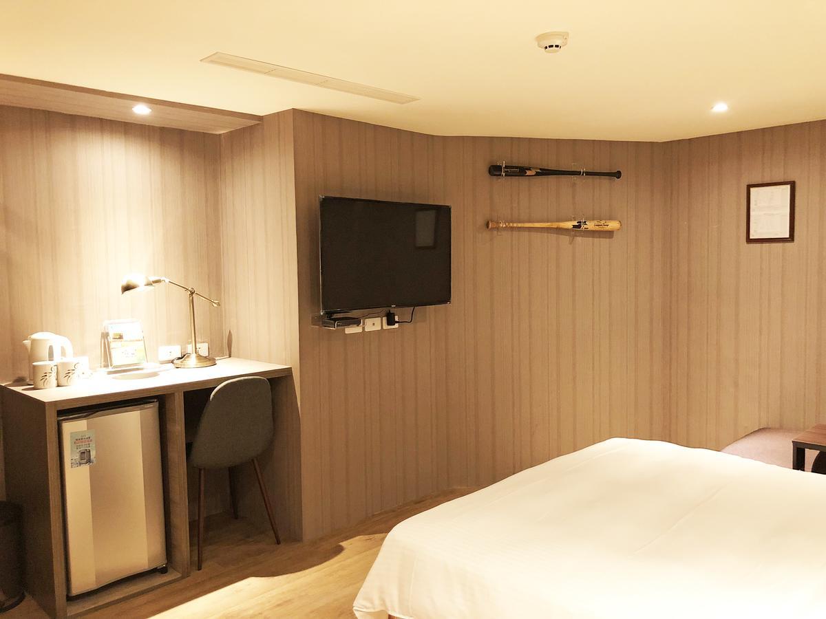 La Hotel-Baseball Theme Hall Kaohsiung Zewnętrze zdjęcie