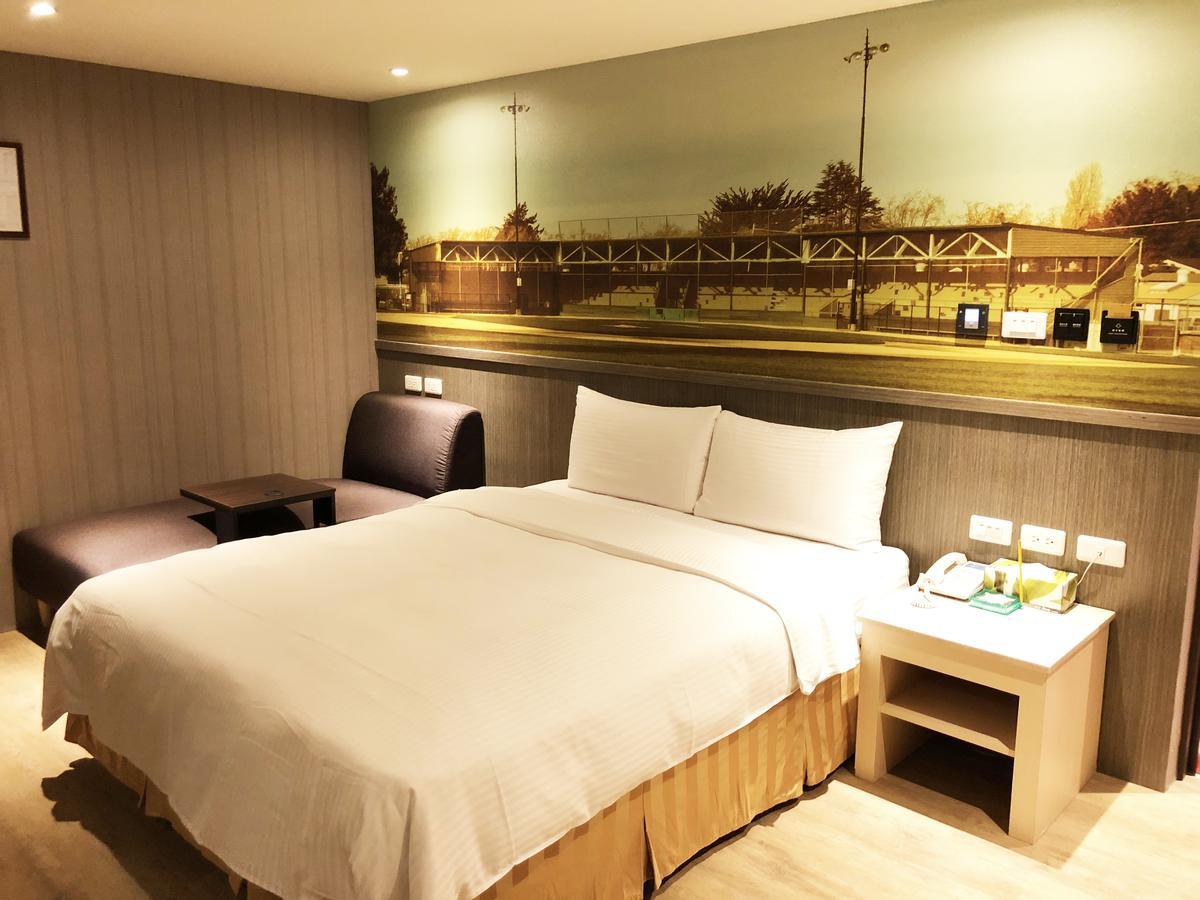 La Hotel-Baseball Theme Hall Kaohsiung Zewnętrze zdjęcie