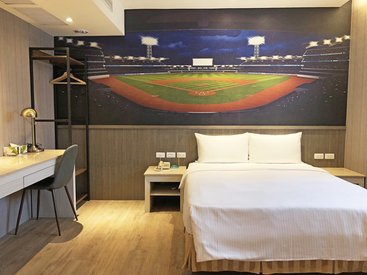 La Hotel-Baseball Theme Hall Kaohsiung Zewnętrze zdjęcie