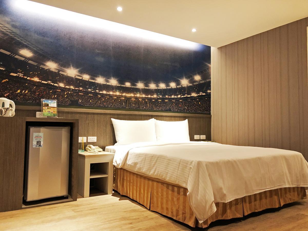 La Hotel-Baseball Theme Hall Kaohsiung Zewnętrze zdjęcie