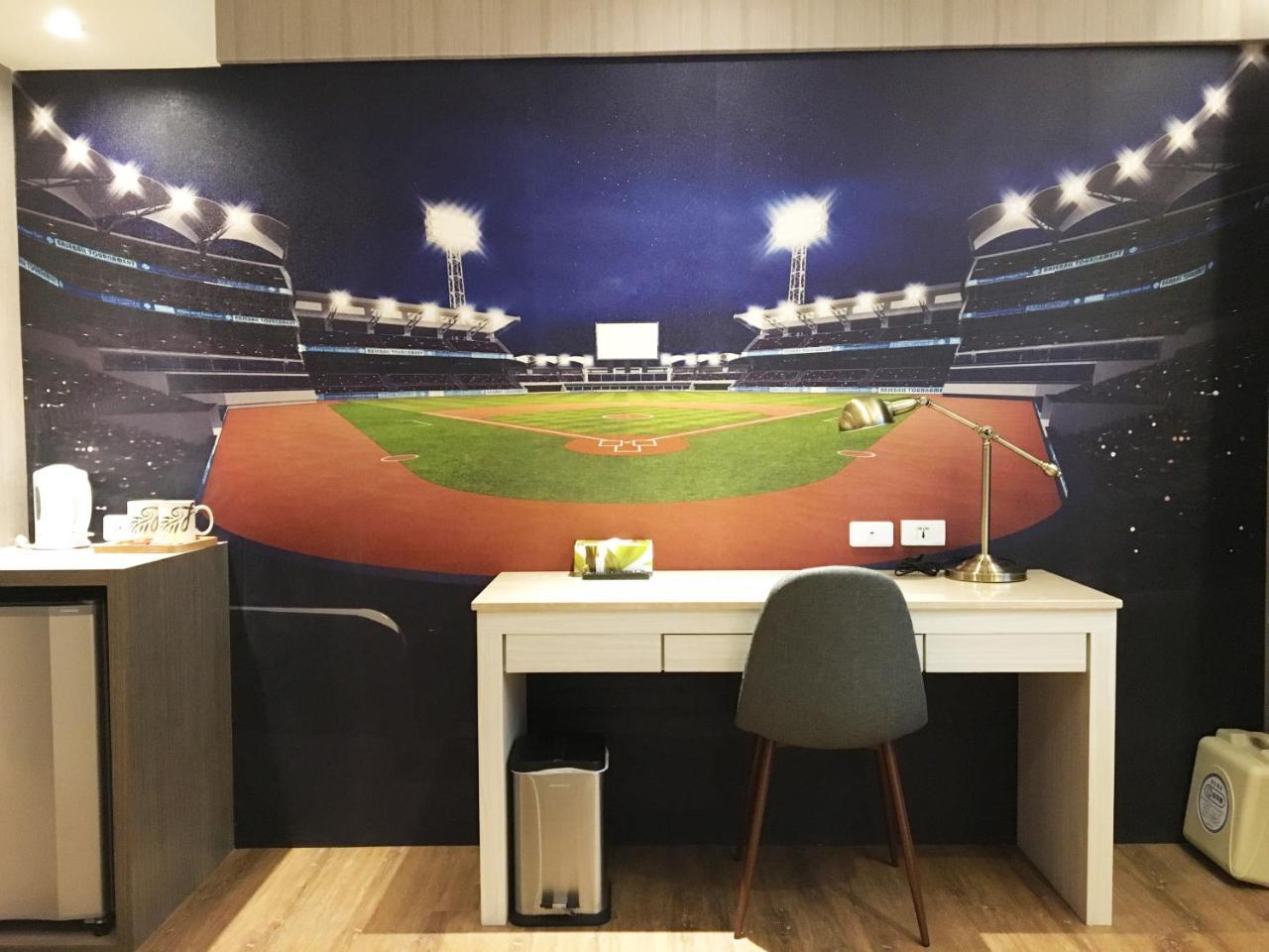 La Hotel-Baseball Theme Hall Kaohsiung Zewnętrze zdjęcie