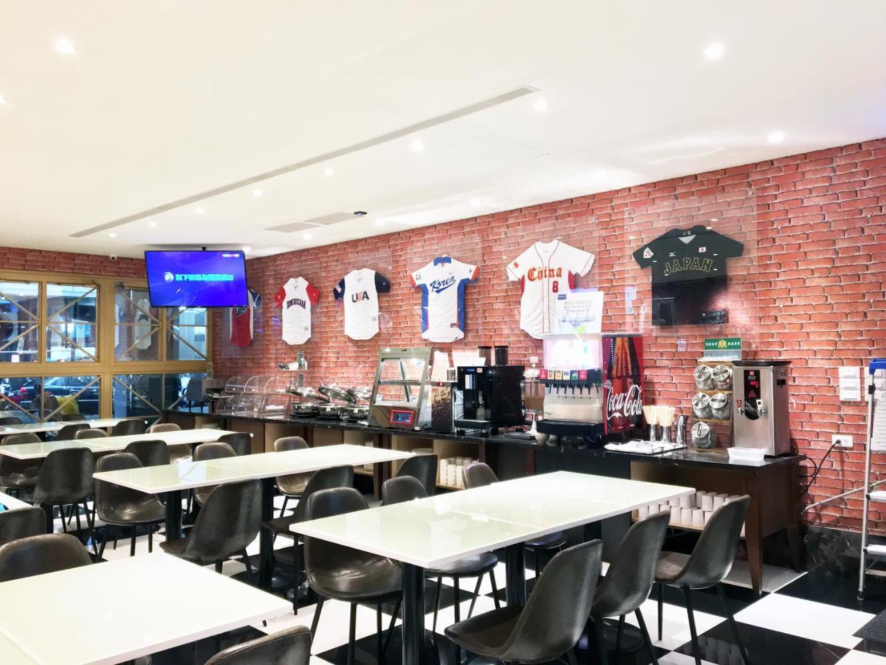 La Hotel-Baseball Theme Hall Kaohsiung Zewnętrze zdjęcie
