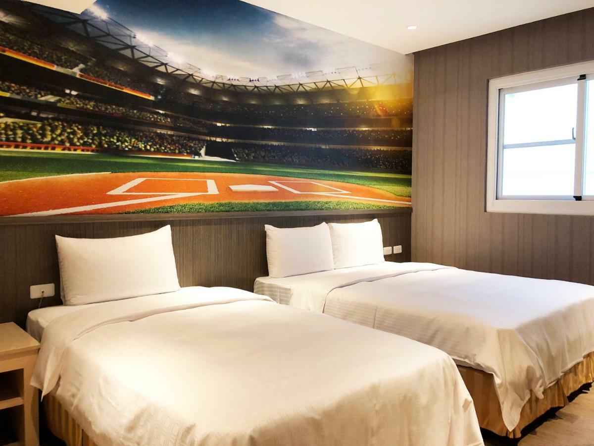 La Hotel-Baseball Theme Hall Kaohsiung Zewnętrze zdjęcie